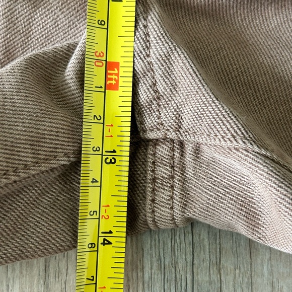 Wild Fable High Rise Distressed Bermuda Jean Shorts size 6/28R Brown. - Picture 8 of 10